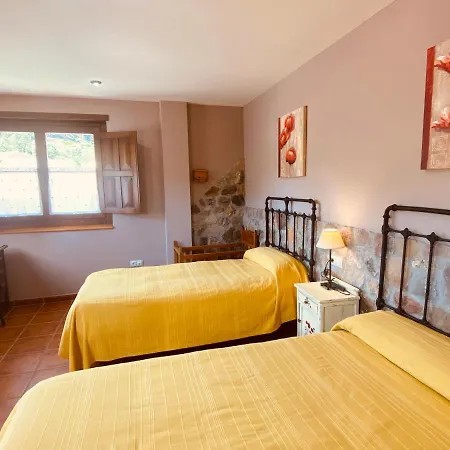 Rural El Sabinar Hotel Cremenes